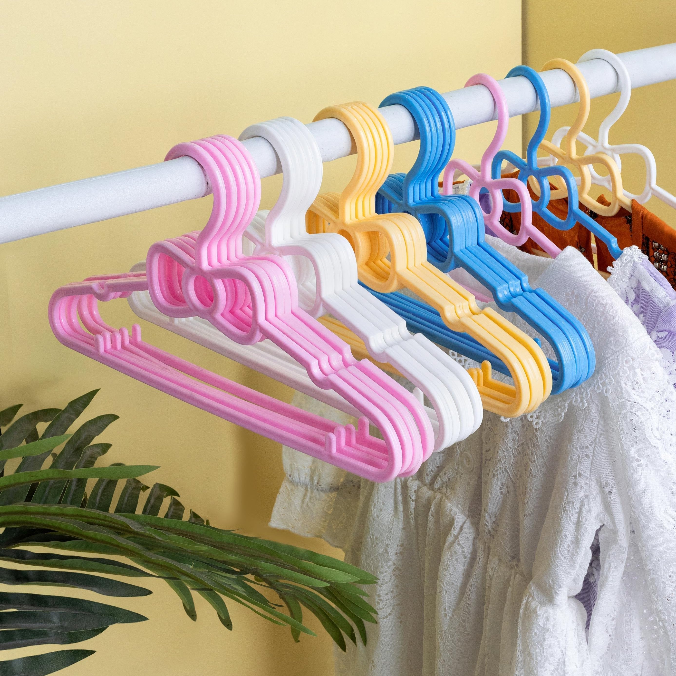 Baby Hangers - multicolor 12 piece pack